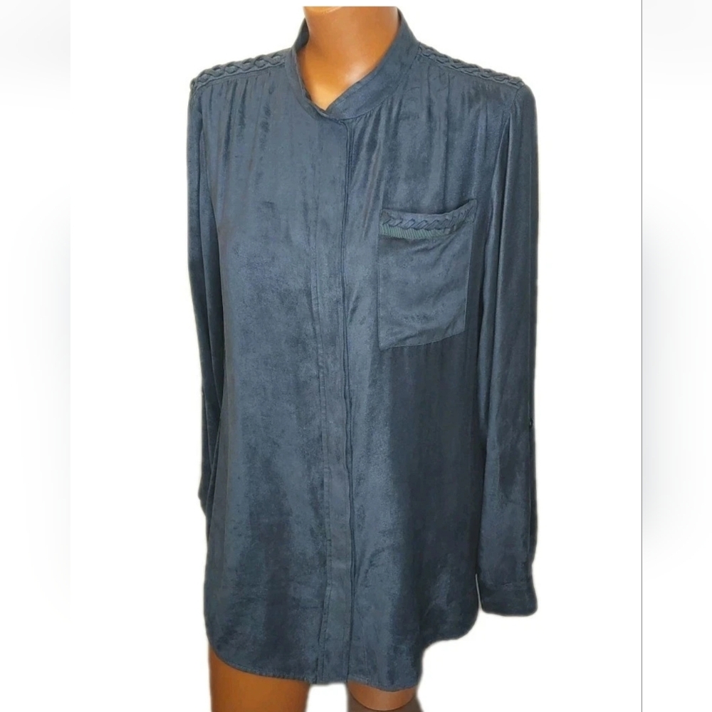 Elie Tahari Shirt Woman Small Silky Blue Suede Feel Button Front Roll Tab Sleeve